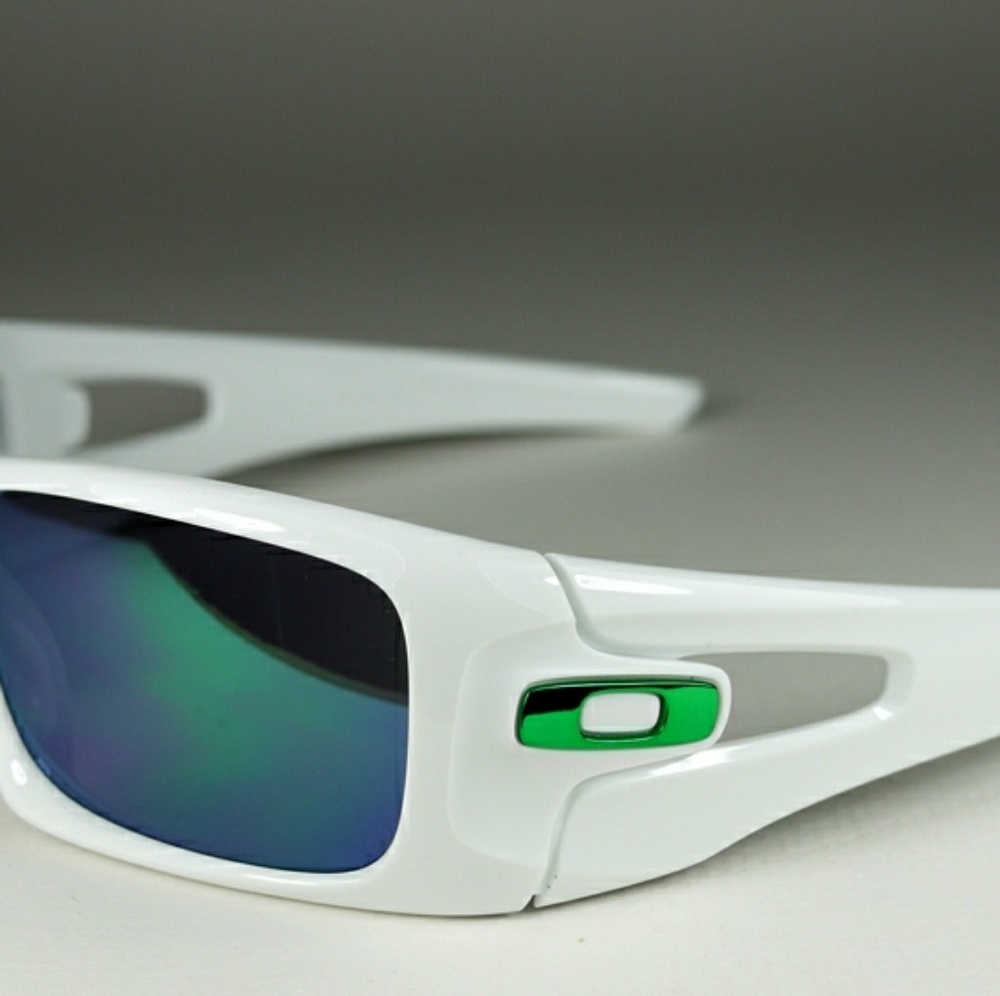 Oakley Crankcase Polished White W/ Jade Iridium (